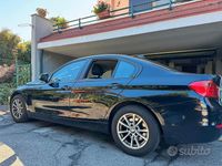 Usata BMW 318 Efficient Dynamics 143 CV (105 kW) 2013 Nero Berlina