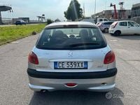 Usata Peugeot 206 60 CV (44 kW) 2003 Grigio Berlina