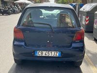 Usata Toyota Yaris 2002 Blu Utilitaria