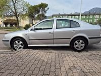 Usata Skoda Octavia Elegance 110 CV (80 kW) 2003 Grigio Berlina