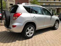 Usata Toyota RAV4 136 CV (100 kW) 2007 Grigio SUV