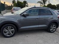 Usata VW T-Roc R-line 149 CV (109 kW) 2022 Grigio SUV
