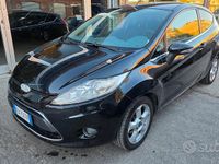 Usata Ford Fiesta 92 CV (67 kW) 2010 Nero Berlina