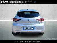 Käytetty Renault Clio V Intens 101 HP (74 kW) 2023 Harmaa Sedan