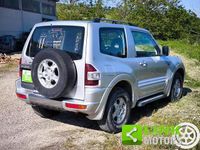 Usata Mitsubishi Pajero 165 CV (121 kW) 2001 Grigio SUV