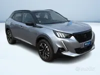 Usata Peugeot 2008 GT-line 102 CV (75 kW) 2020 Grigio metallizzato SUV