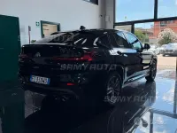 Usata BMW X4 M Sport 249 CV (183 kW) 2020 Blu/azzurro SUV