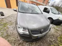 Usata VW Touran Highline 105 CV (77 kW) 2010 Grigio Monovolume