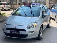 Usata Fiat Punto Street 77 CV (56 kW) 2014 Argento Utilitaria