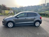 Usata VW Polo Comfortline 90 CV (66 kW) 2015 Grigio Berlina