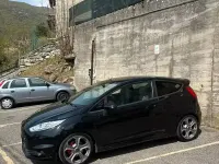 Usata Ford Fiesta ST 182 CV (133 kW) 2016 Nero Utilitaria