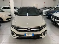 Usata VW T-Roc R-line 110 CV (80 kW) 2023 Ascot grey SUV