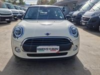 Usata Mini ONE 75 CV (55 kW) 2019 Beige Utilitaria