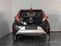 Usata Toyota Aygo X Lounge 72 CV (52 kW) 2023 Giallo SUV
