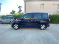 Usata Ford Tourneo Courier 101 CV (74 kW) 2017 Blu/azzurro Monovolume
