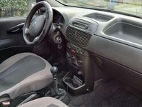 Usata Fiat Punto Dynamic 80 CV (58 kW) 2004 Berlina