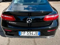 Usata Mercedes E220 194 CV (142 kW) 2018 Nero Coupé