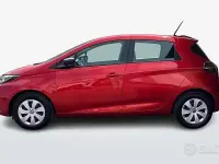 Usata Renault Zoe Equilibre 50 kW (69 CV) 2023 Rosso Utilitaria
