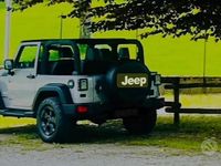 Usata Jeep Wrangler Sahara 200 CV (147 kW) 2015 Grigio SUV