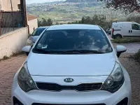 Usata Kia Rio Active 75 CV (55 kW) 2013 Bianco Berlina