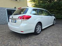 Usata Subaru Legacy Active 150 CV (110 kW) 2010 Bianco Station wagon