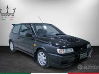 Usata Nissan Sunny 220 CV (161 kW) 1992 Nero Berlina