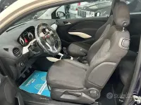 Usado Opel Adam 69 CV (50 kW) 2015 Azul Utilitario