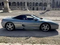 Usata Ferrari F355 379 CV (278 kW) 1998 Grigio Cabrio