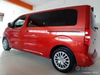Begagnad Peugeot Traveller Allure 116 HK (85 kW) 2017 Brun Minibuss