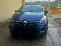 Second-hand Renault Clio IV 90 CP (66 kW) 2018 Albastru Hatchback