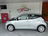 Usata Toyota Aygo Cool 72 CV (52 kW) 2020 Grigio Utilitaria