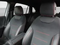 Usata Mercedes GLA200 Premium 150 CV (110 kW) 2022 Argento SUV