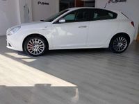 Usata Alfa Romeo Giulietta Distinctive 140 CV (102 kW) 2011 Bianco Utilitaria