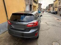 Usata Ford Fiesta Titanium 86 CV (63 kW) 2018 Grigio Utilitaria