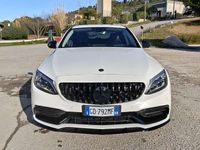 Usata Mercedes C220 AMG line 194 CV (142 kW) 2019 Bianco Berlina