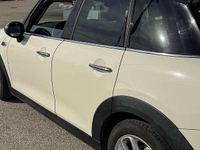 Usata Mini One D Business 95 CV (69 kW) 2015 Utilitaria