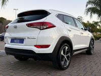 Usata Hyundai Tucson Xpossible 179 CV (131 kW) 2016 Grigio SUV