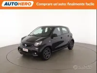 Usado Smart ForFour Basis 90 CV (66 kW) 2018 Negro Utilitario