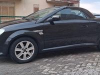 Usata Opel Tigra 90 CV (66 kW) 2006 Nero Cabrio