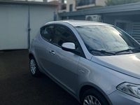 Usata Lancia Ypsilon Silver 69 CV (50 kW) 2013 Argento Utilitaria