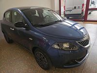 Usata Lancia Ypsilon Silver 69 CV (50 kW) 2022 Blu/azzurro Utilitaria