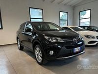 Usata Toyota RAV4 Lounge 150 CV (110 kW) 2013 Nero SUV
