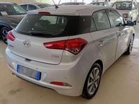 Usata Hyundai i20 84 CV (61 kW) 2018 Argento Utilitaria
