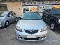 Usata Mazda 2 68 CV (50 kW) 2005 Grigio Utilitaria