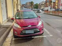 Begagnad Ford Fiesta 97 HK (71 kW) 2009 Röd Sedan