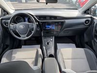 usata Toyota Auris Touring Sports 1.8 Hybrid Style