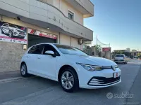 Usata VW Golf VIII Style 116 CV (85 kW) 2022 Bianco Berlina