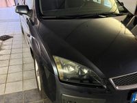 Usata Ford Focus Style 90 CV (66 kW) 2006 Grigio Station wagon