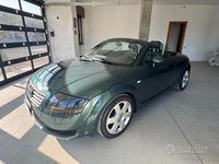 Usata Audi TT Roadster 225 CV (165 kW) 2002 Verde Cabrio