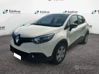 Usata Renault Captur Life 90 CV (66 kW) 2017 Panna SUV